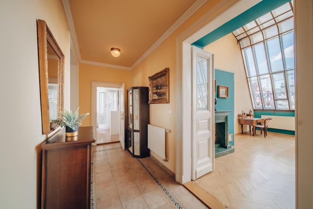 Magnificent Historical Penthouse In The Heart Of Prague Διαμέρισμα Εξωτερικό φωτογραφία