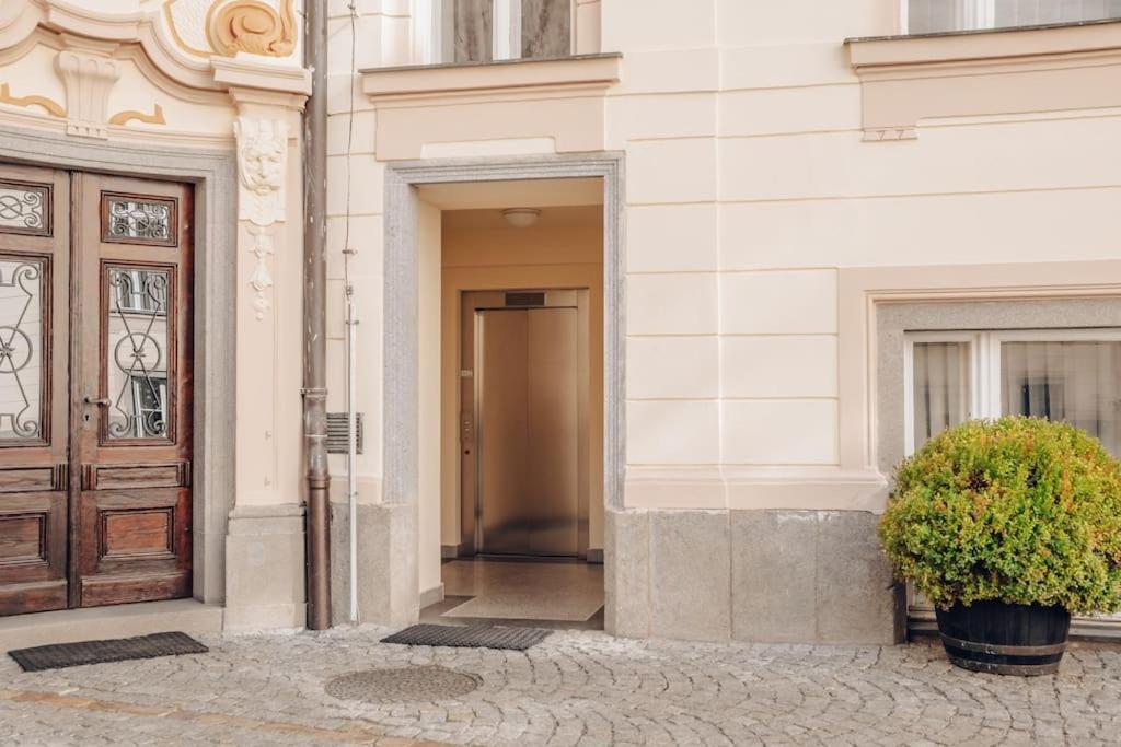 Magnificent Historical Penthouse In The Heart Of Prague Διαμέρισμα Εξωτερικό φωτογραφία